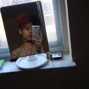 Meet your Posher, Emperiss